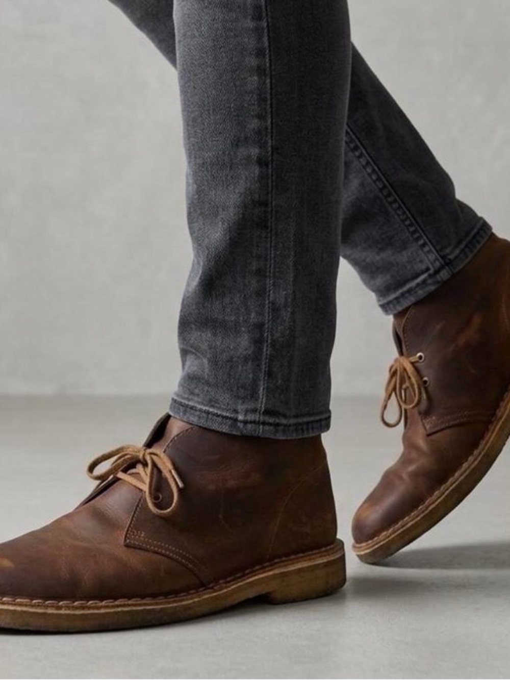 Clarks Desert Brown Leather Chukka Boots - Casual Lace-Up size 11 EUC